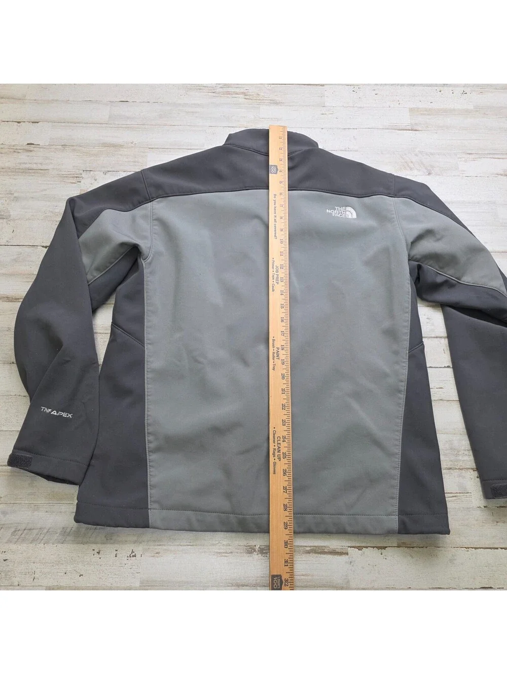 The North Face TNF Apex Gray Full Zip Men's LG Softshell Water Resistant Jacket
